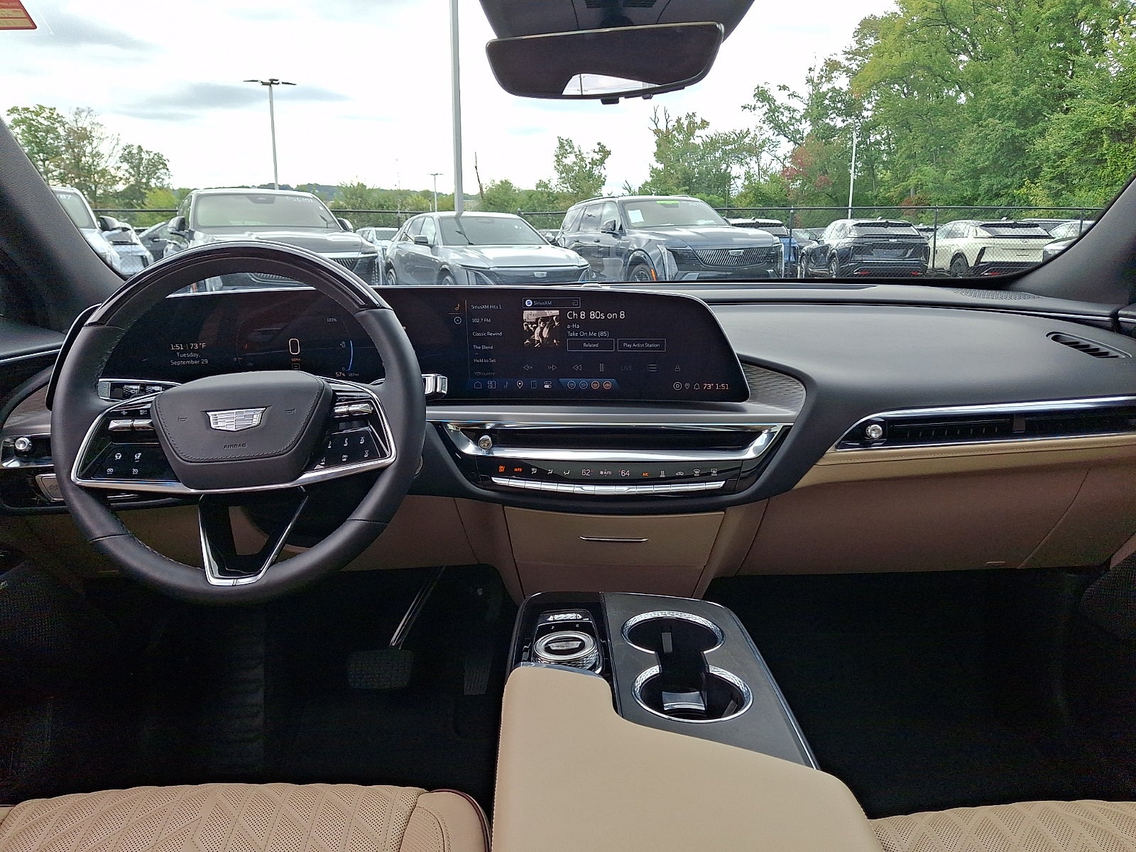 2024 Cadillac LYRIQ Luxury 3