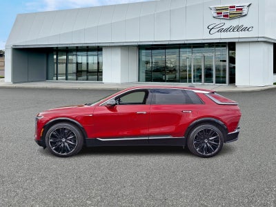 2024 Cadillac LYRIQ Luxury 3
