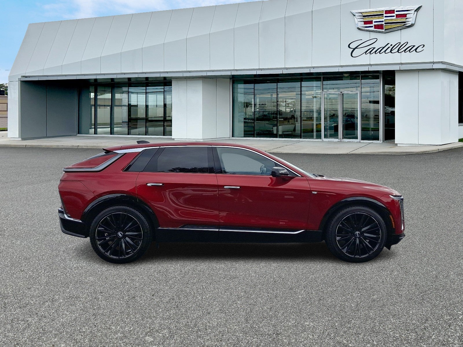 2024 Cadillac LYRIQ Luxury 3