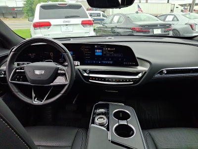 2024 Cadillac LYRIQ Luxury 3