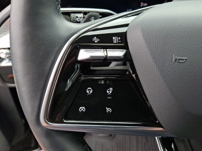 2024 Cadillac LYRIQ Luxury 3