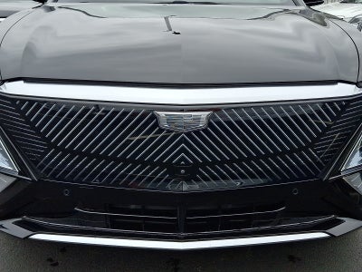2024 Cadillac LYRIQ Luxury 3