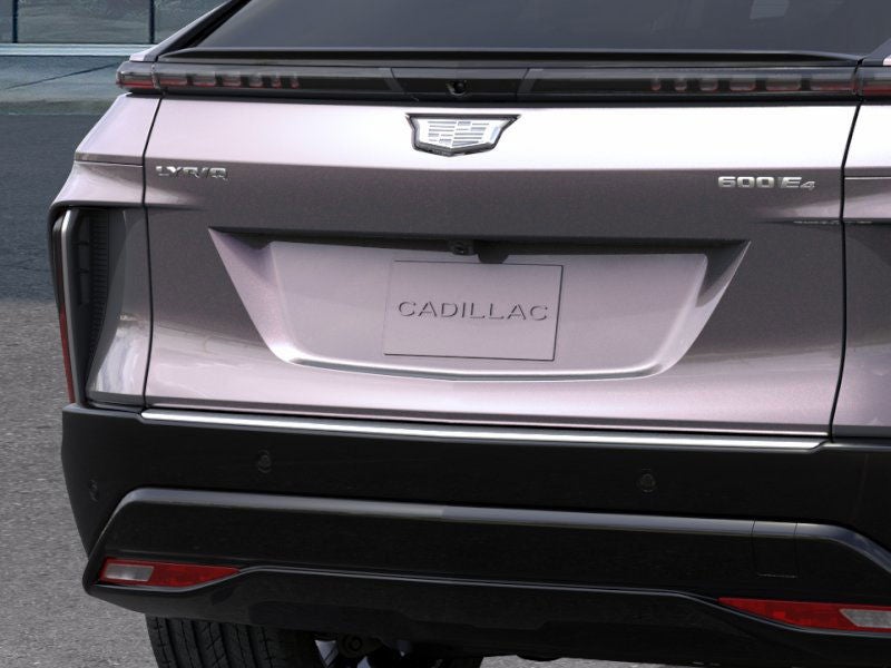 2025 Cadillac LYRIQ Luxury 3