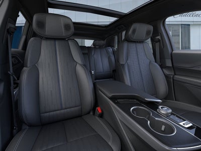 2025 Cadillac LYRIQ Luxury 3