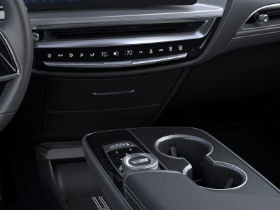 2025 Cadillac LYRIQ Luxury 3