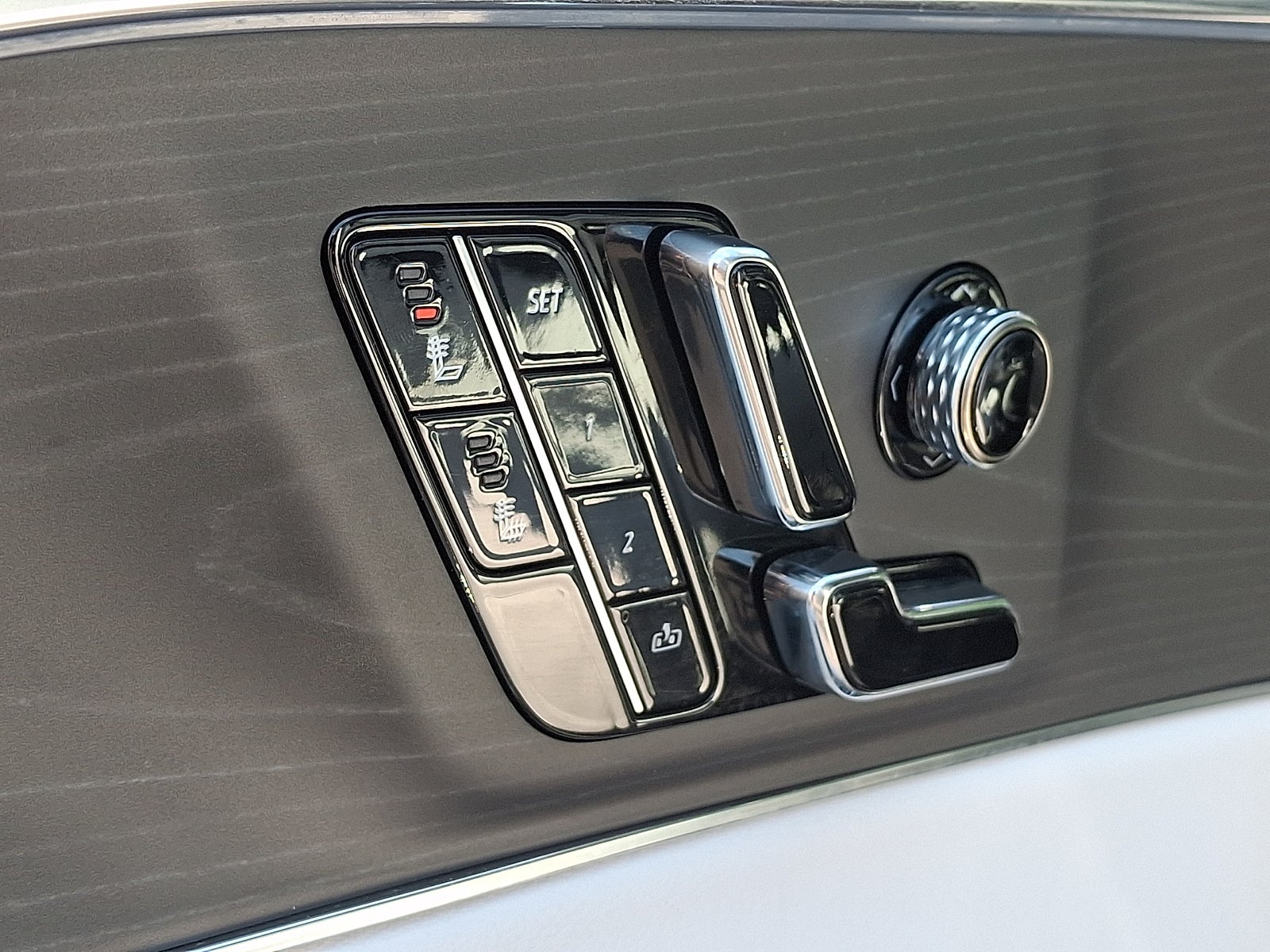 2024 Cadillac LYRIQ Sport 1