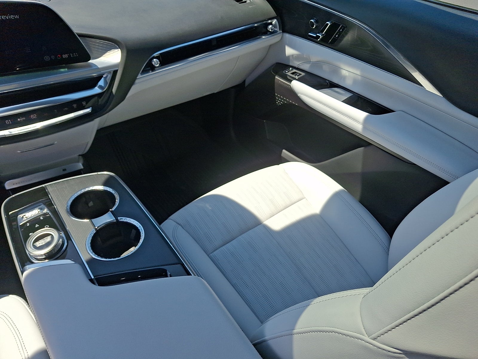 2024 Cadillac LYRIQ Sport 1