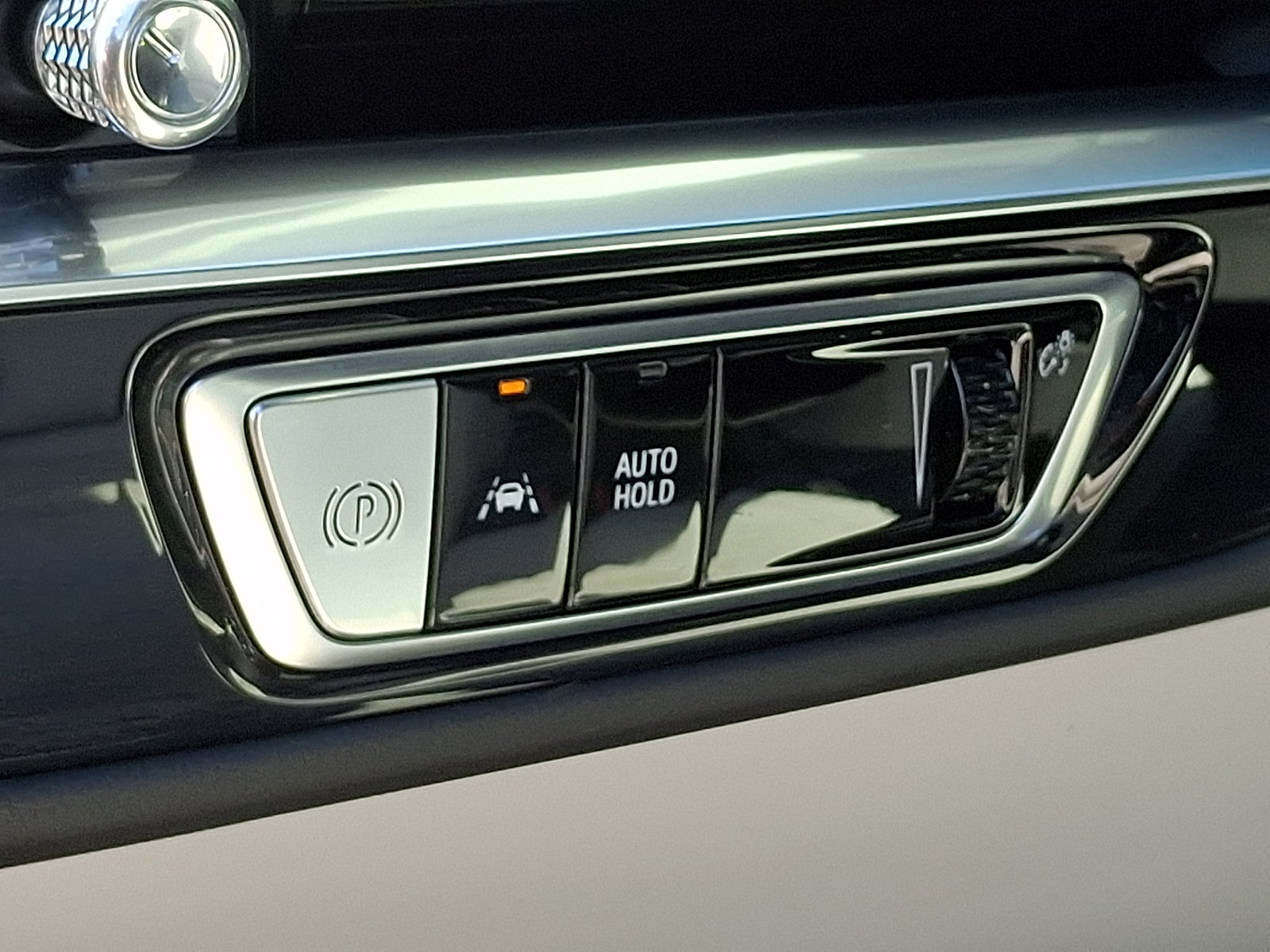 2024 Cadillac LYRIQ Sport 1