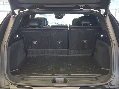 2025 Cadillac LYRIQ Luxury 3