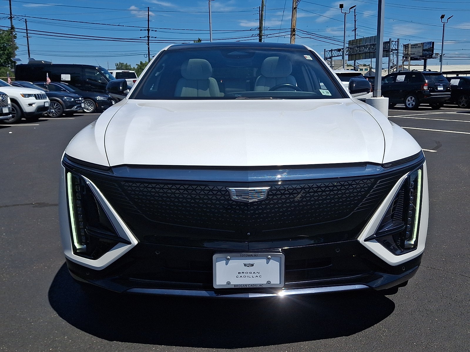 2024 Cadillac LYRIQ Sport 1