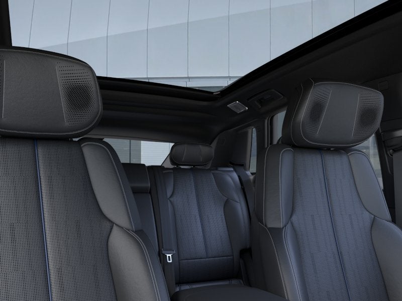 2027 Cadillac LYRIQ Signature Luxury