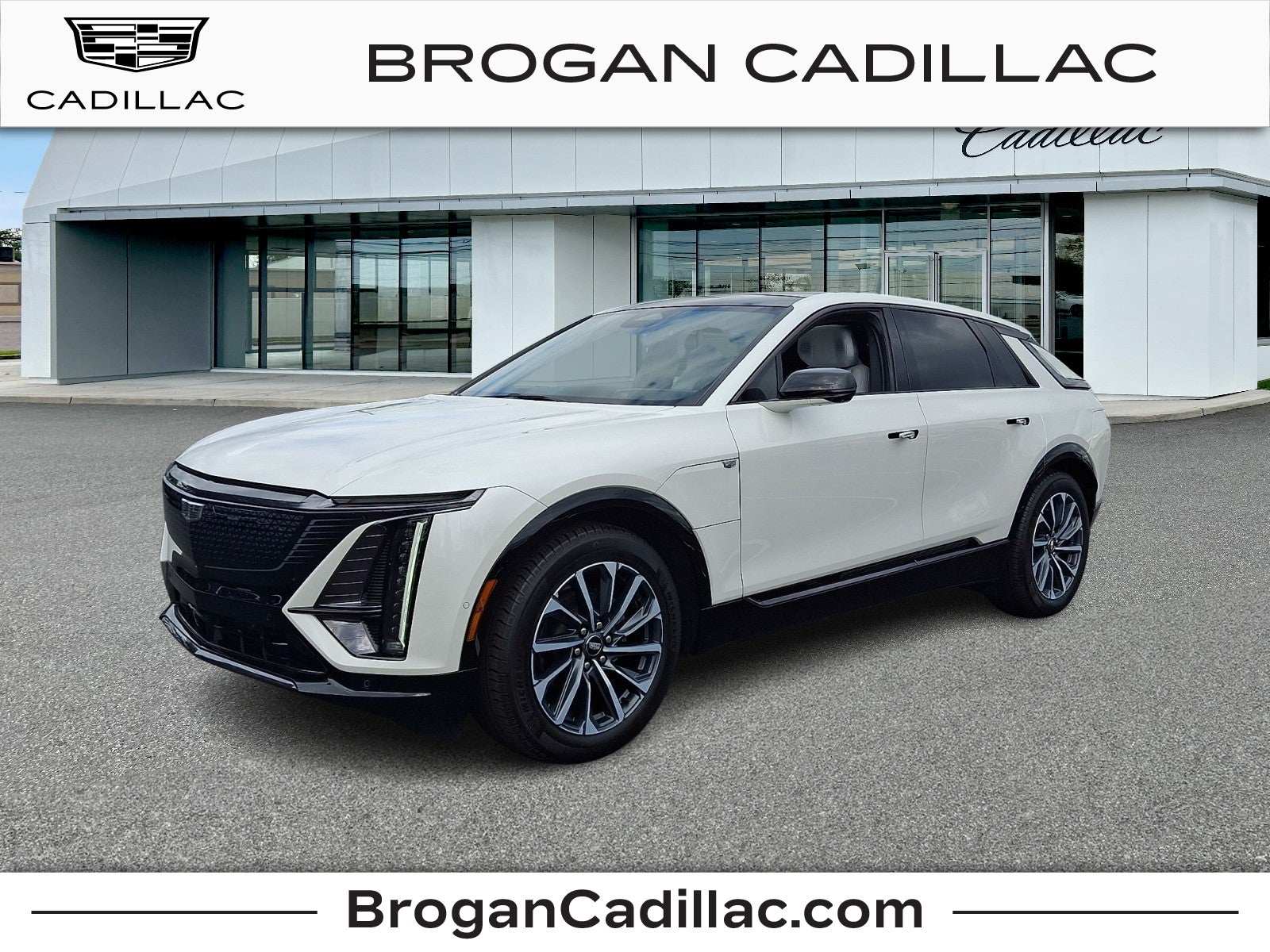 2024 Cadillac LYRIQ Sport 2