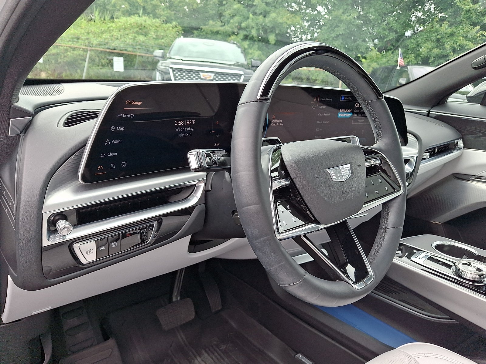 2024 Cadillac LYRIQ Sport 2