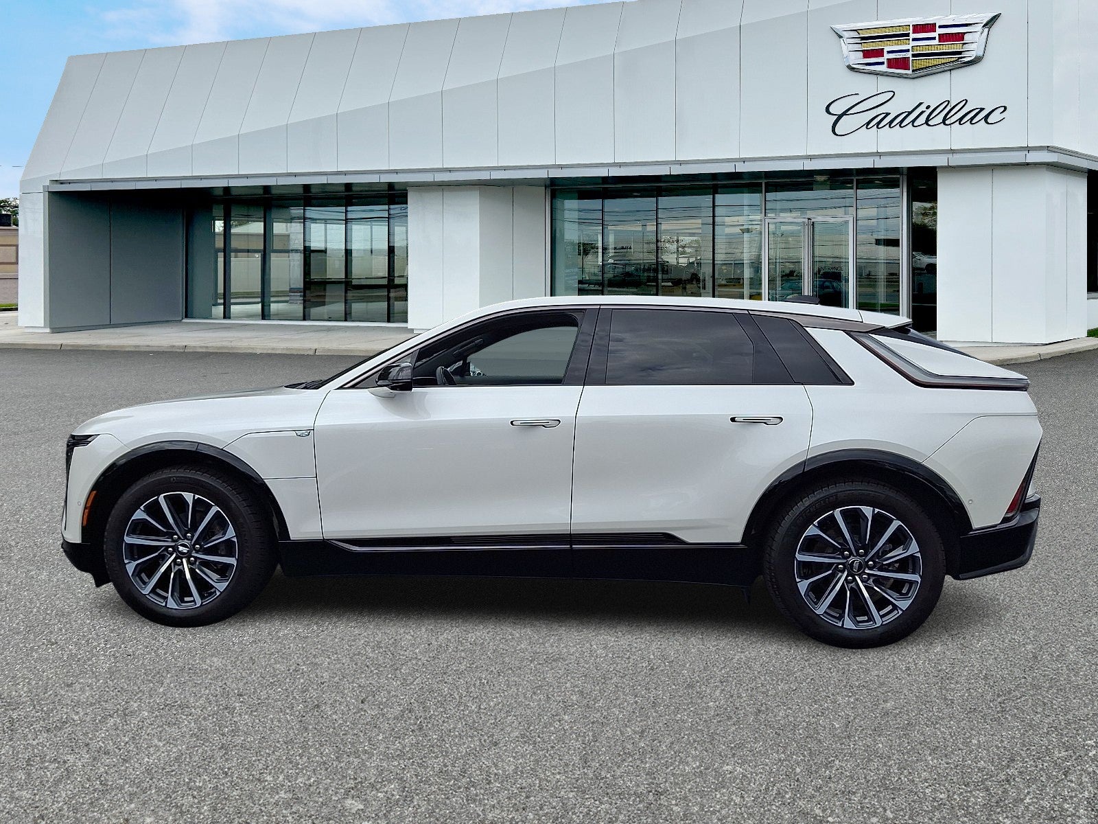 Certified 2024 Cadillac LYRIQ Sport 2 with VIN 1GYKPVRL6RZ130172 for sale in Totowa, NJ