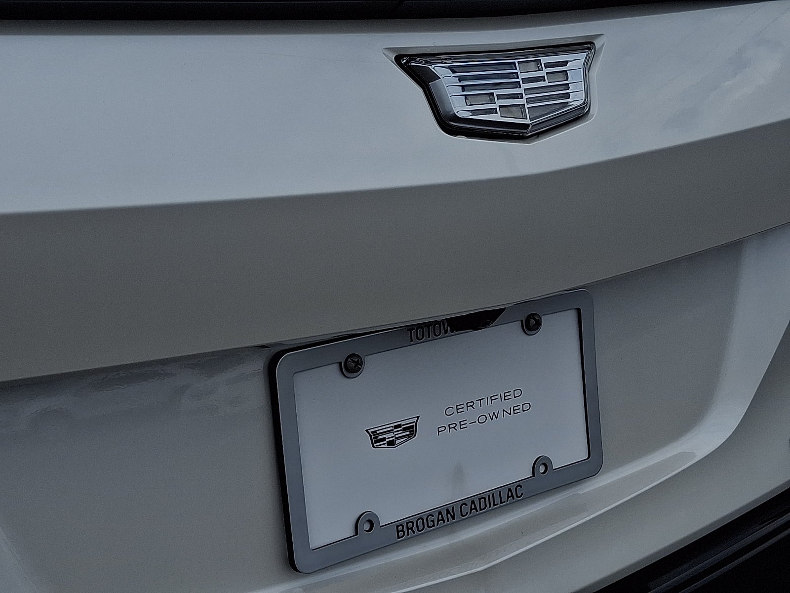2024 Cadillac LYRIQ Sport 2