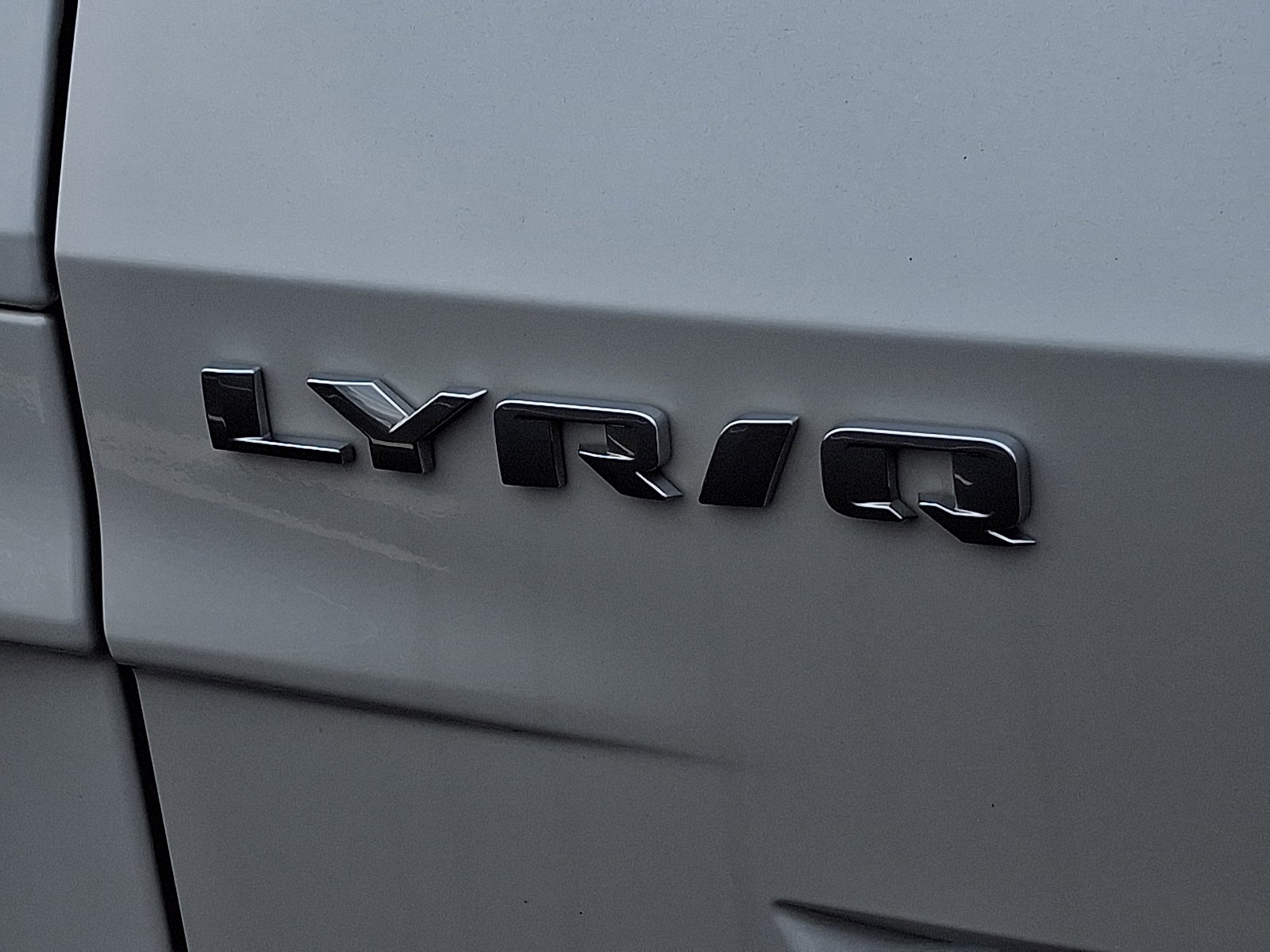 2024 Cadillac LYRIQ Sport 2
