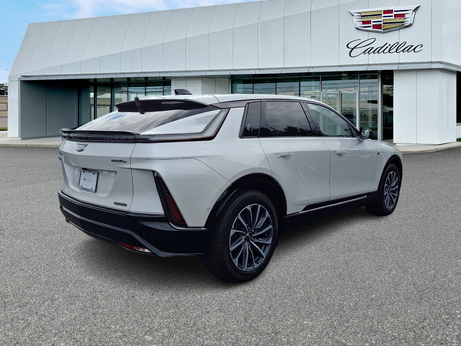 2024 Cadillac LYRIQ Sport 2
