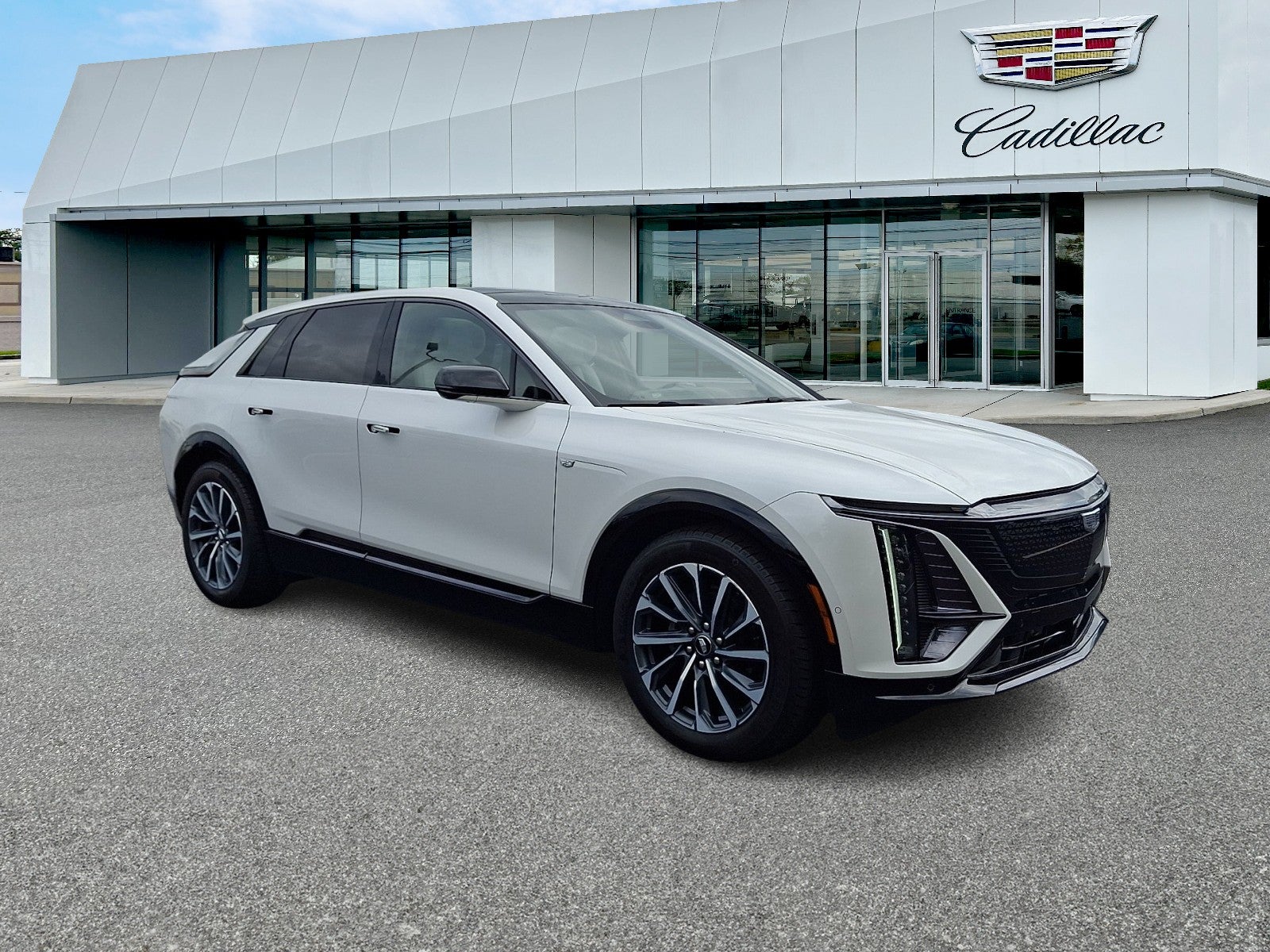 2024 Cadillac LYRIQ Sport 2