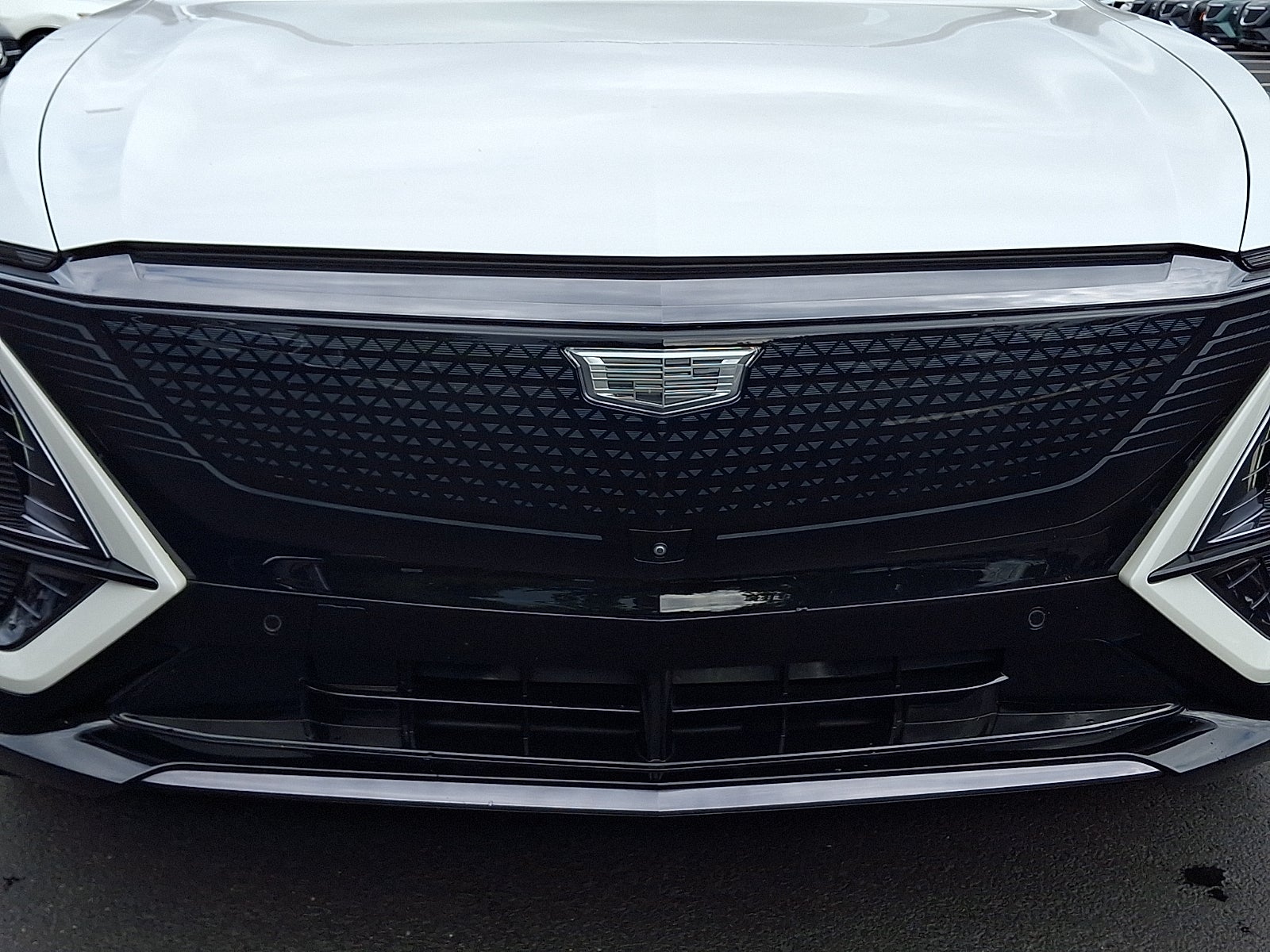 2024 Cadillac LYRIQ Sport 2