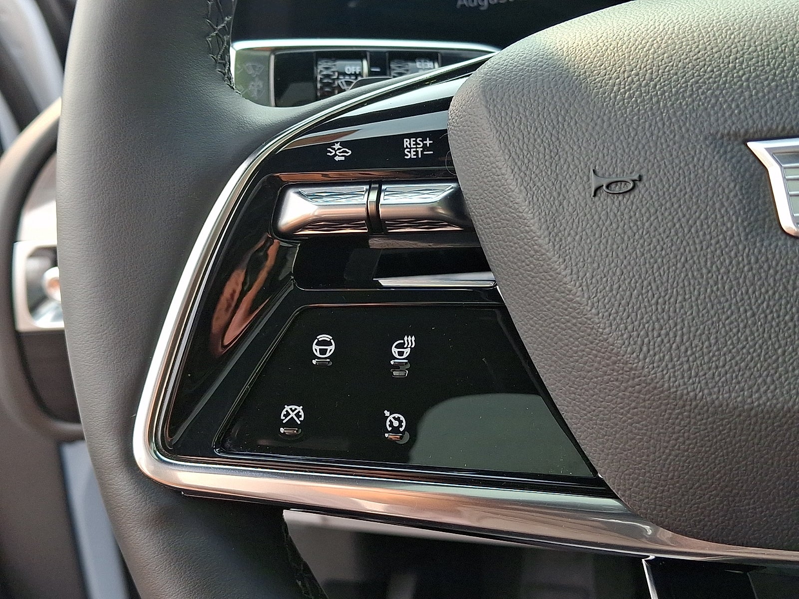 2026 Cadillac LYRIQ Premium Sport