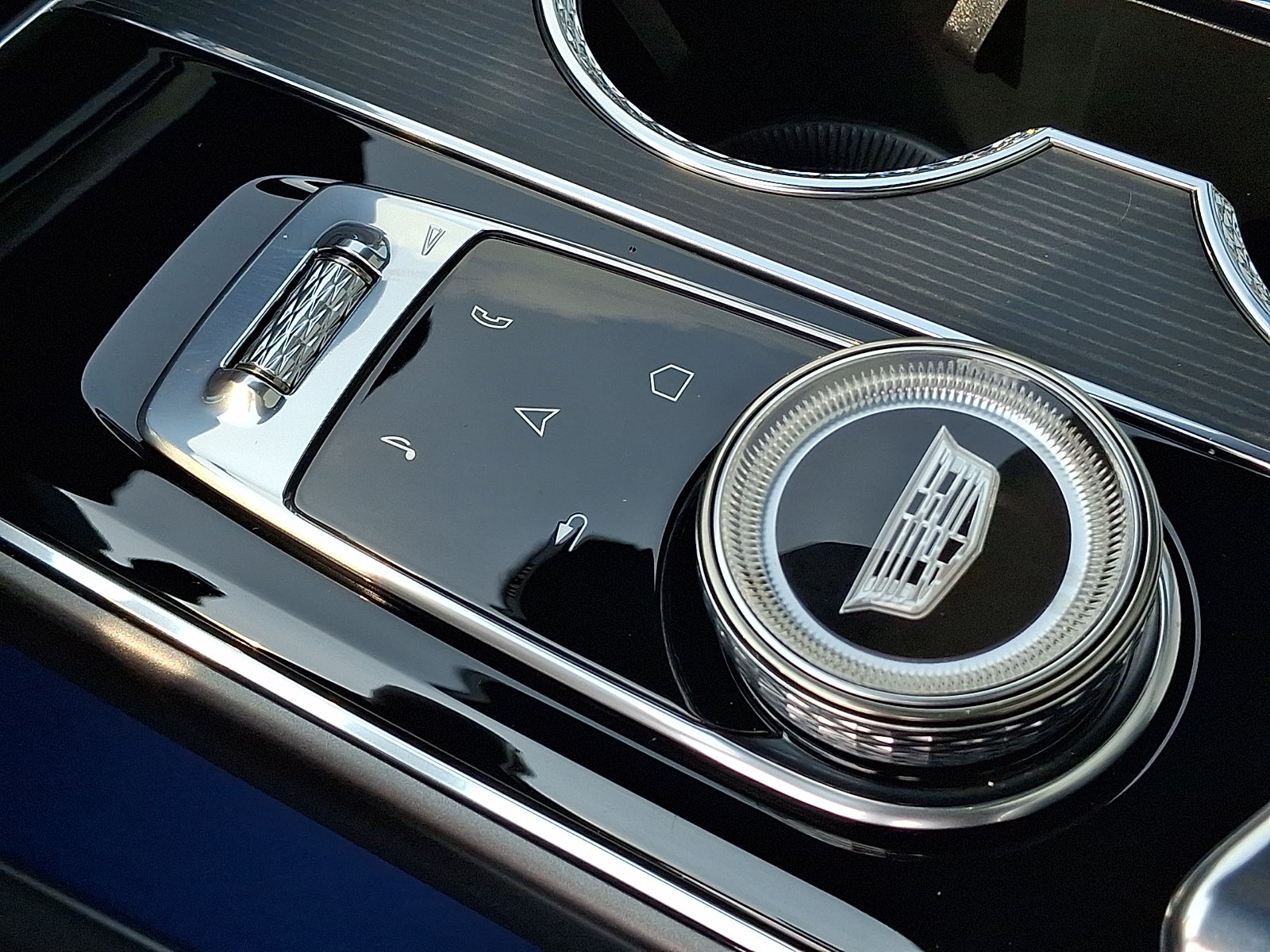 2026 Cadillac LYRIQ Premium Sport