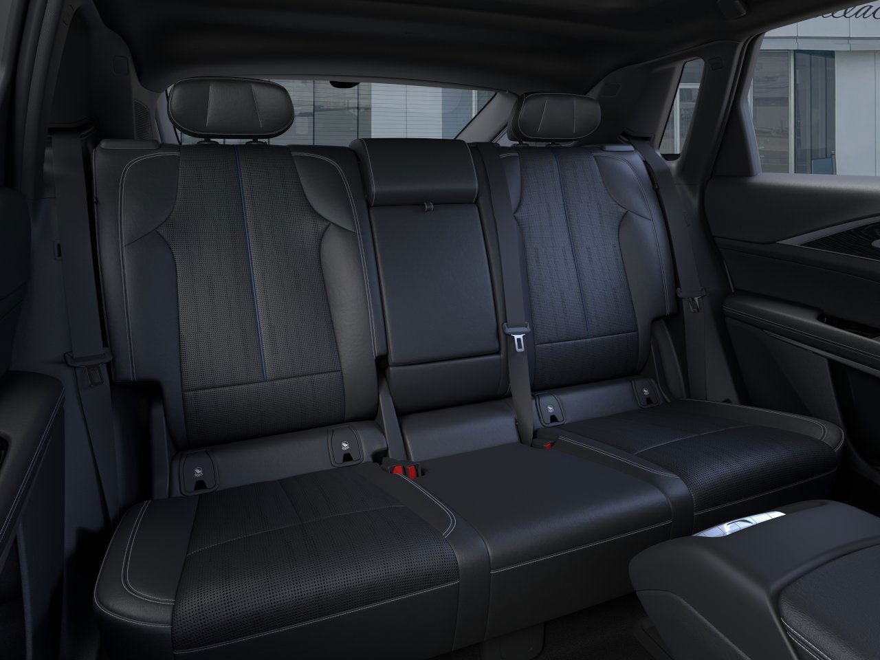 2025 Cadillac LYRIQ Sport 3