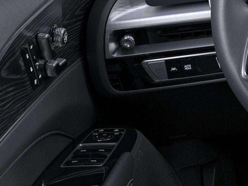 2025 Cadillac LYRIQ Sport 3