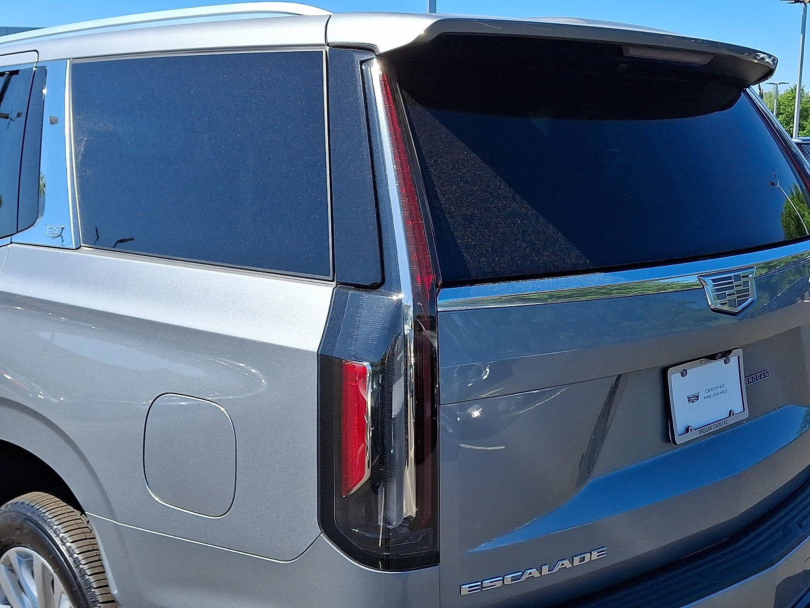 2023 Cadillac Escalade Premium Luxury