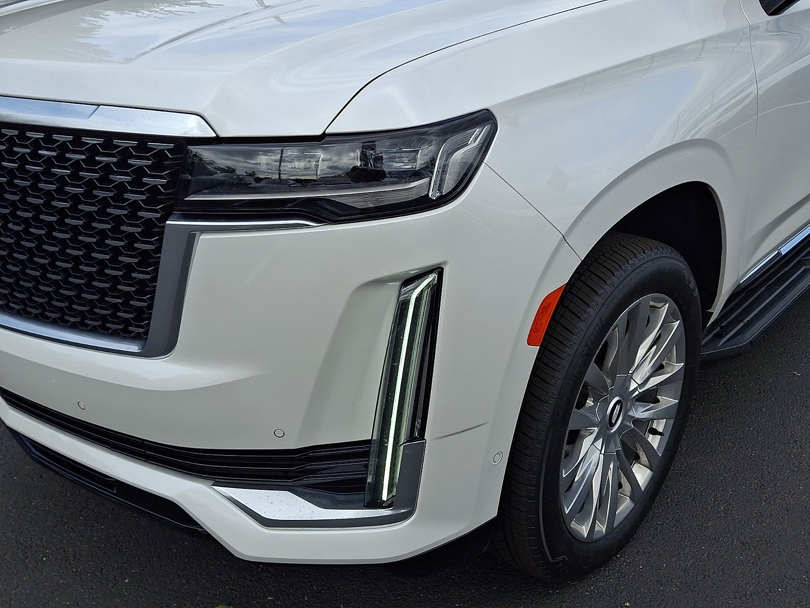 2021 Cadillac Escalade Premium Luxury