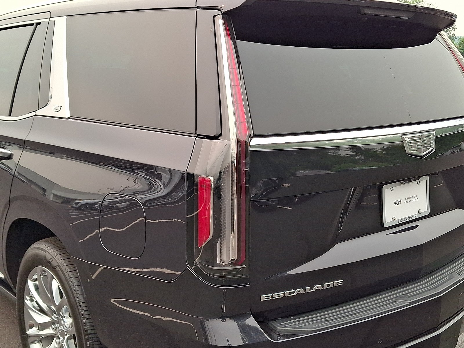 2022 Cadillac Escalade Premium Luxury Platinum