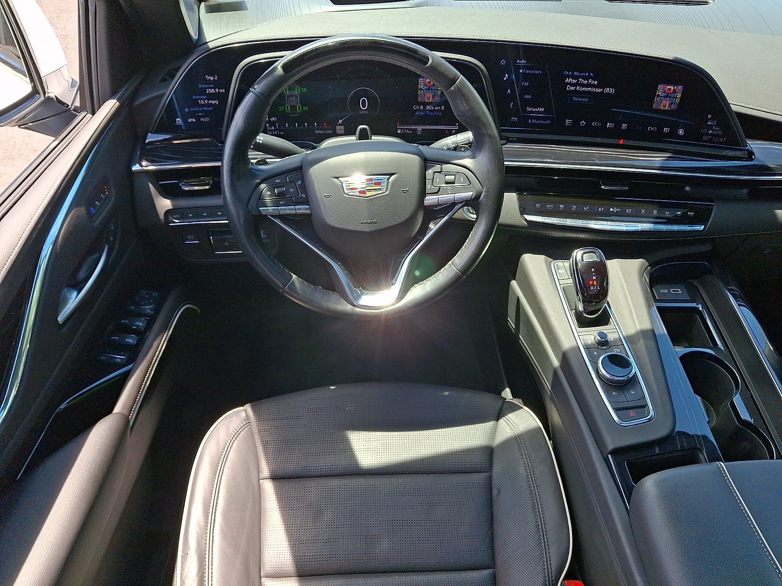 2023 Cadillac Escalade Sport