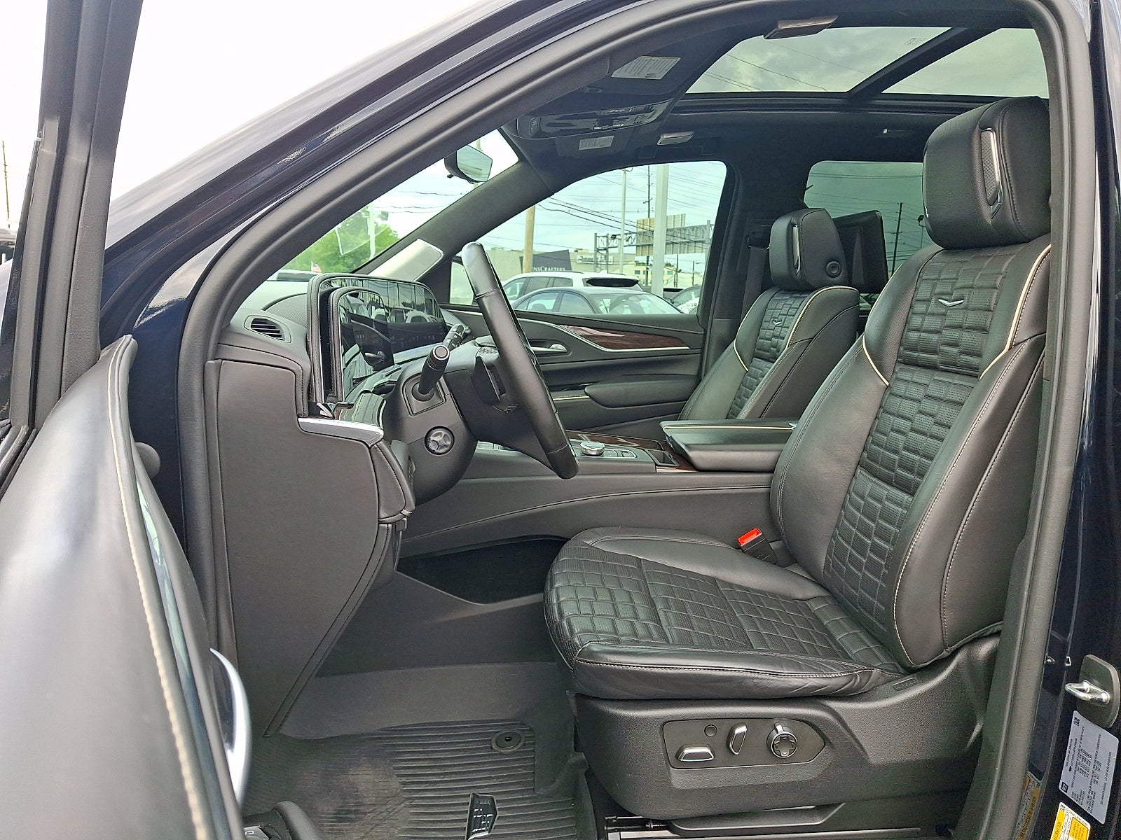 2023 Cadillac Escalade Sport Platinum
