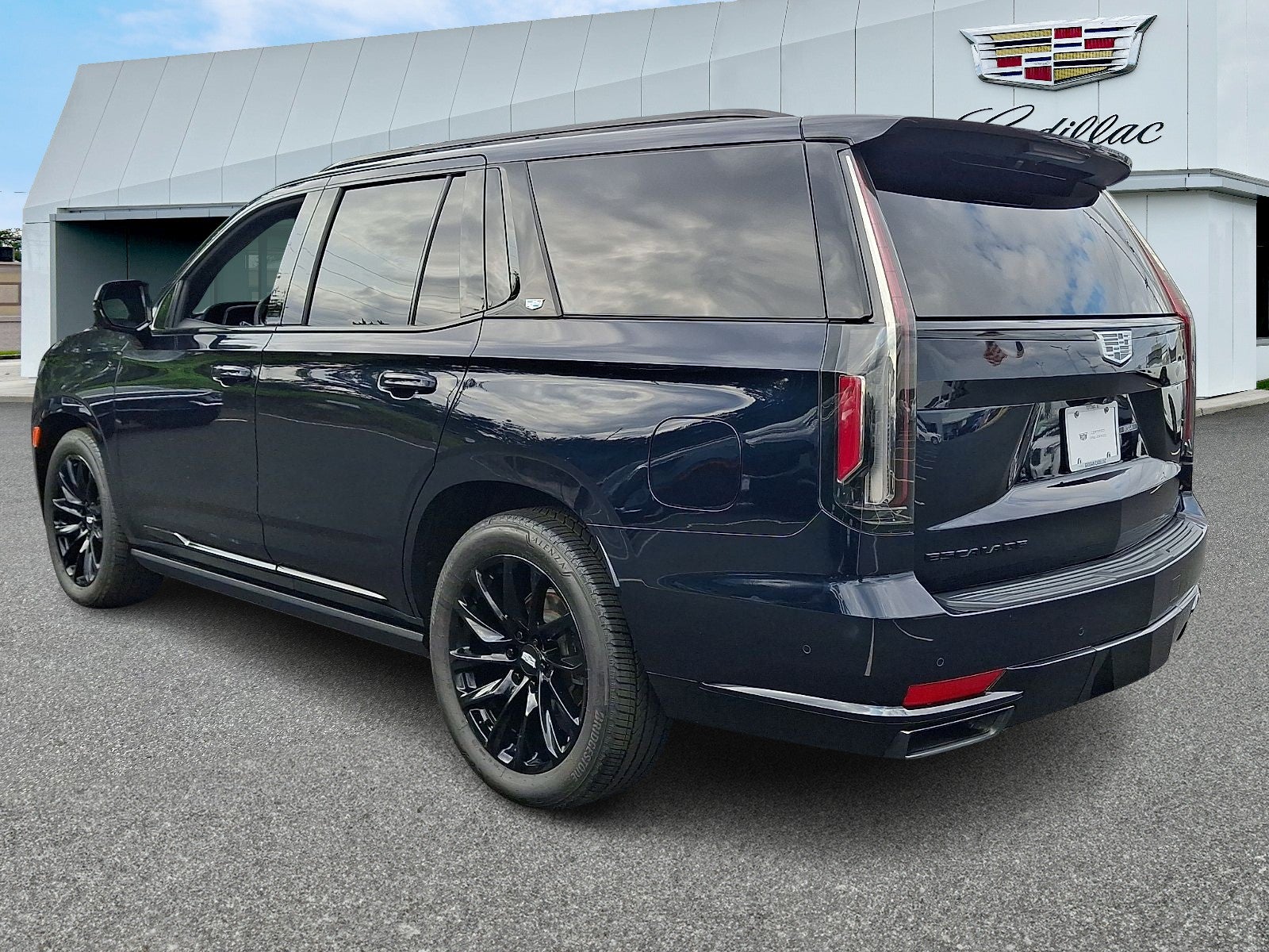 2023 Cadillac Escalade Sport Platinum