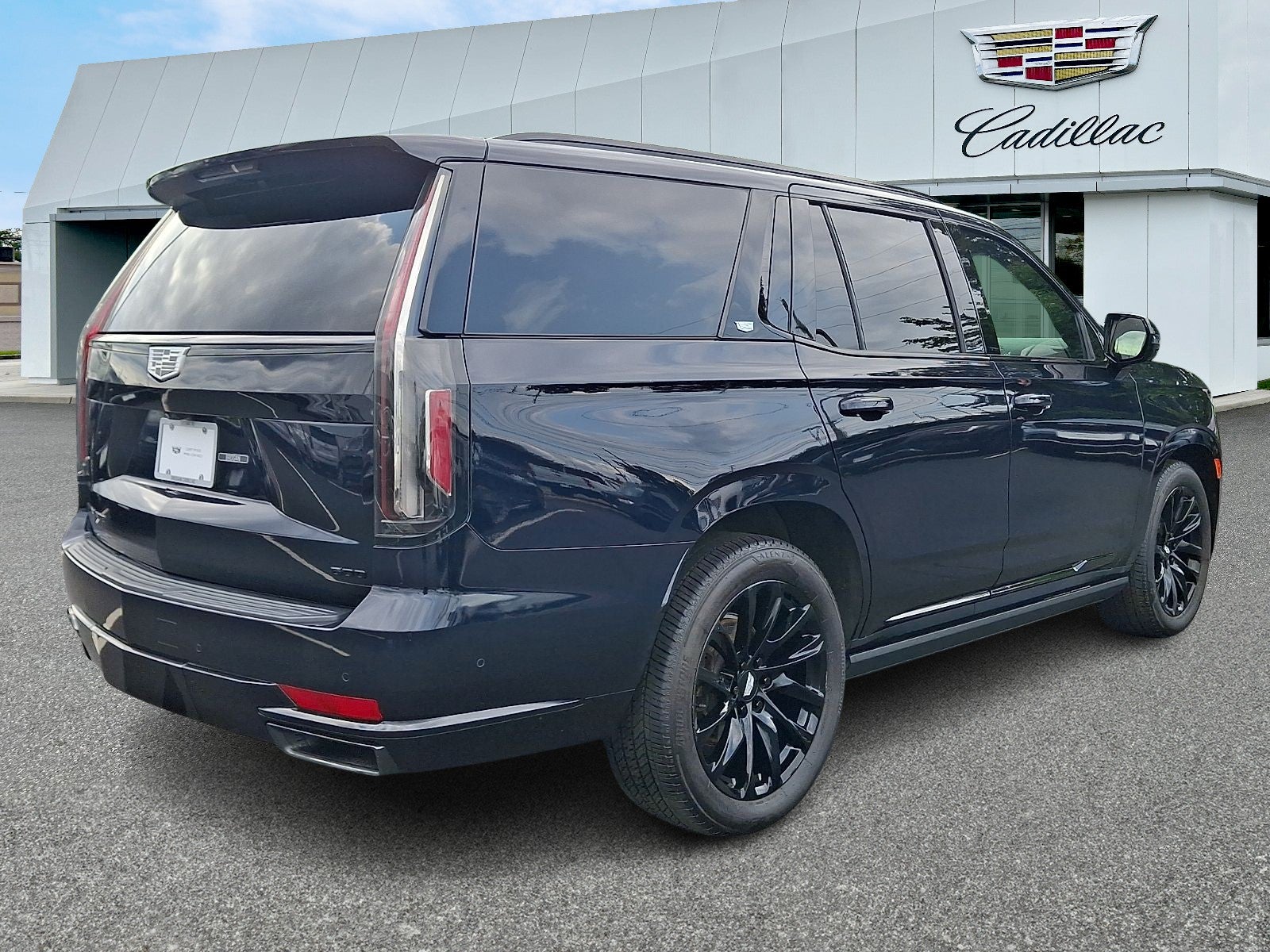 2023 Cadillac Escalade Sport Platinum