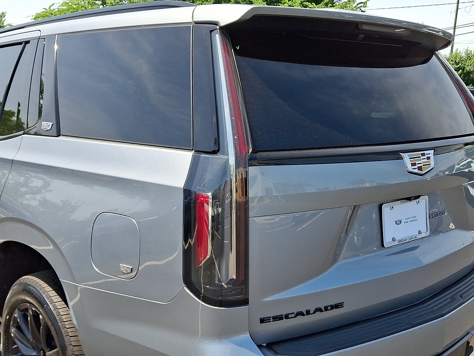 2024 Cadillac Escalade Sport Platinum