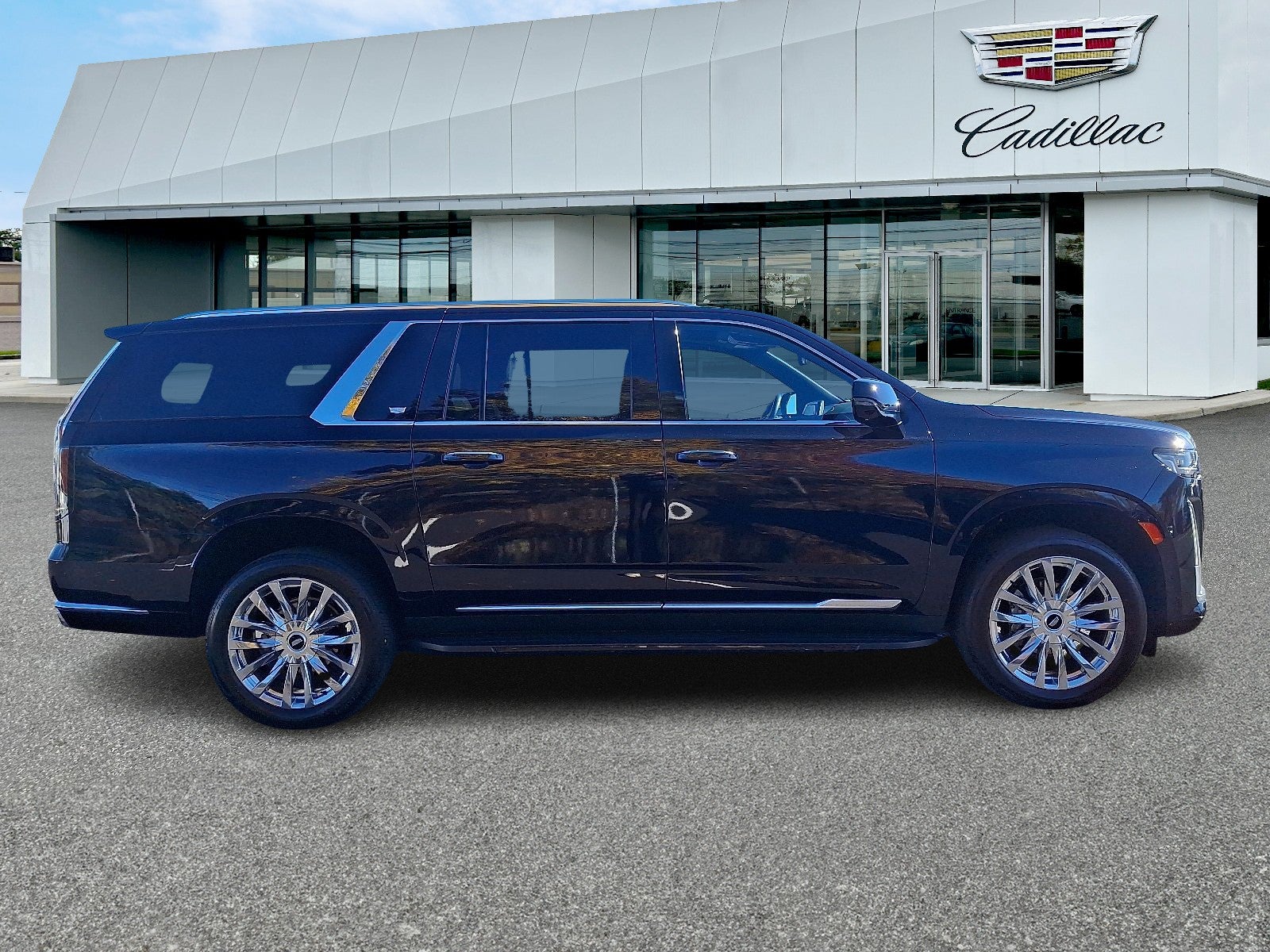 2023 Cadillac Escalade ESV Premium Luxury