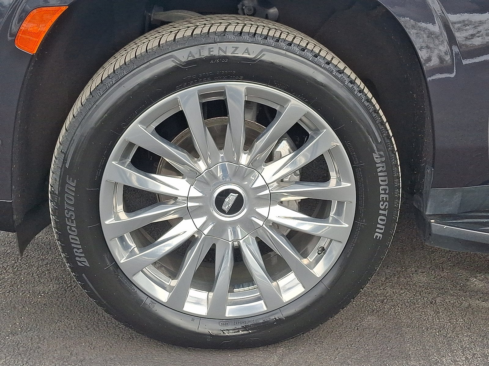 2023 Cadillac Escalade ESV Premium Luxury