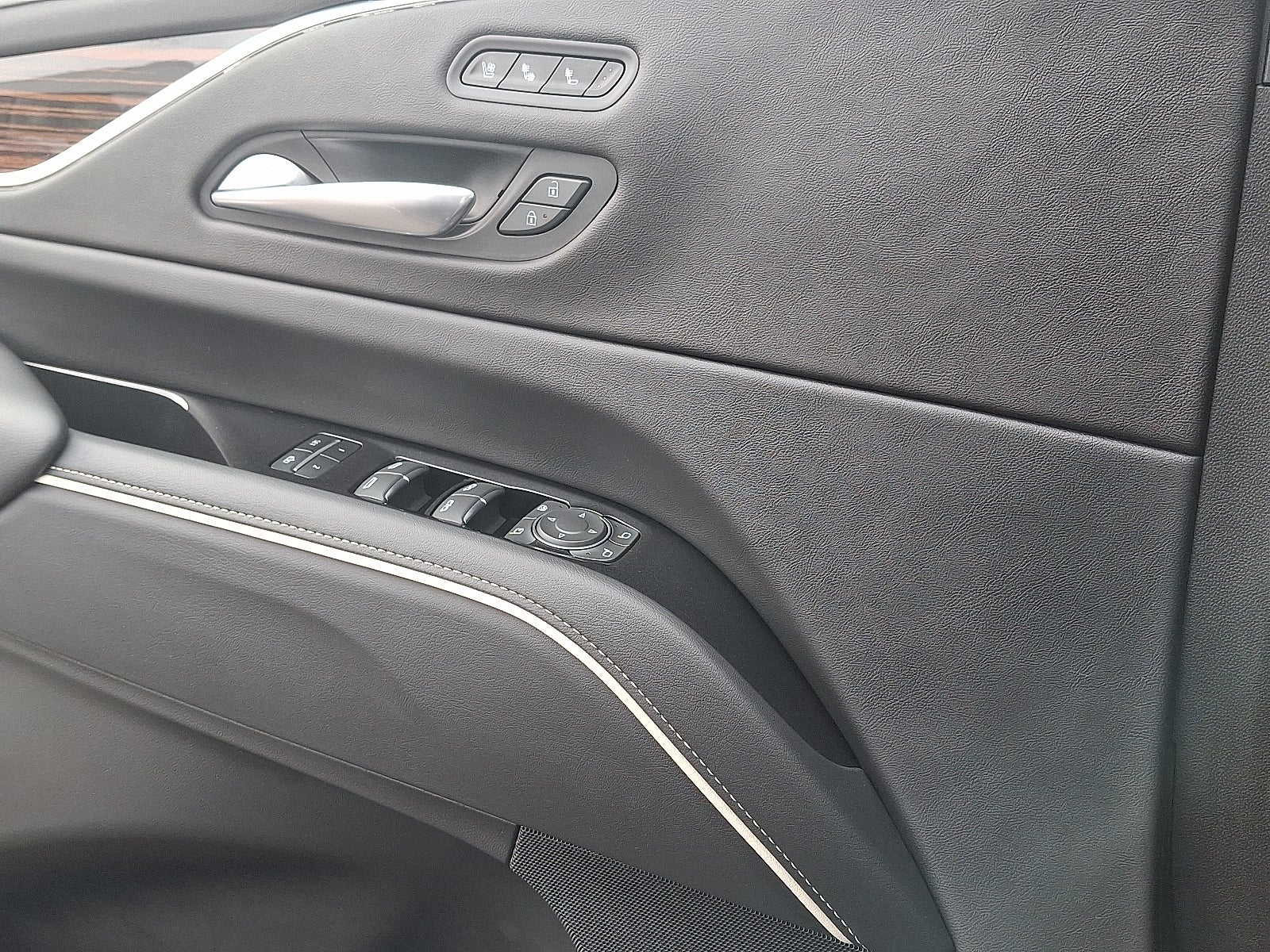 2023 Cadillac Escalade ESV Premium Luxury