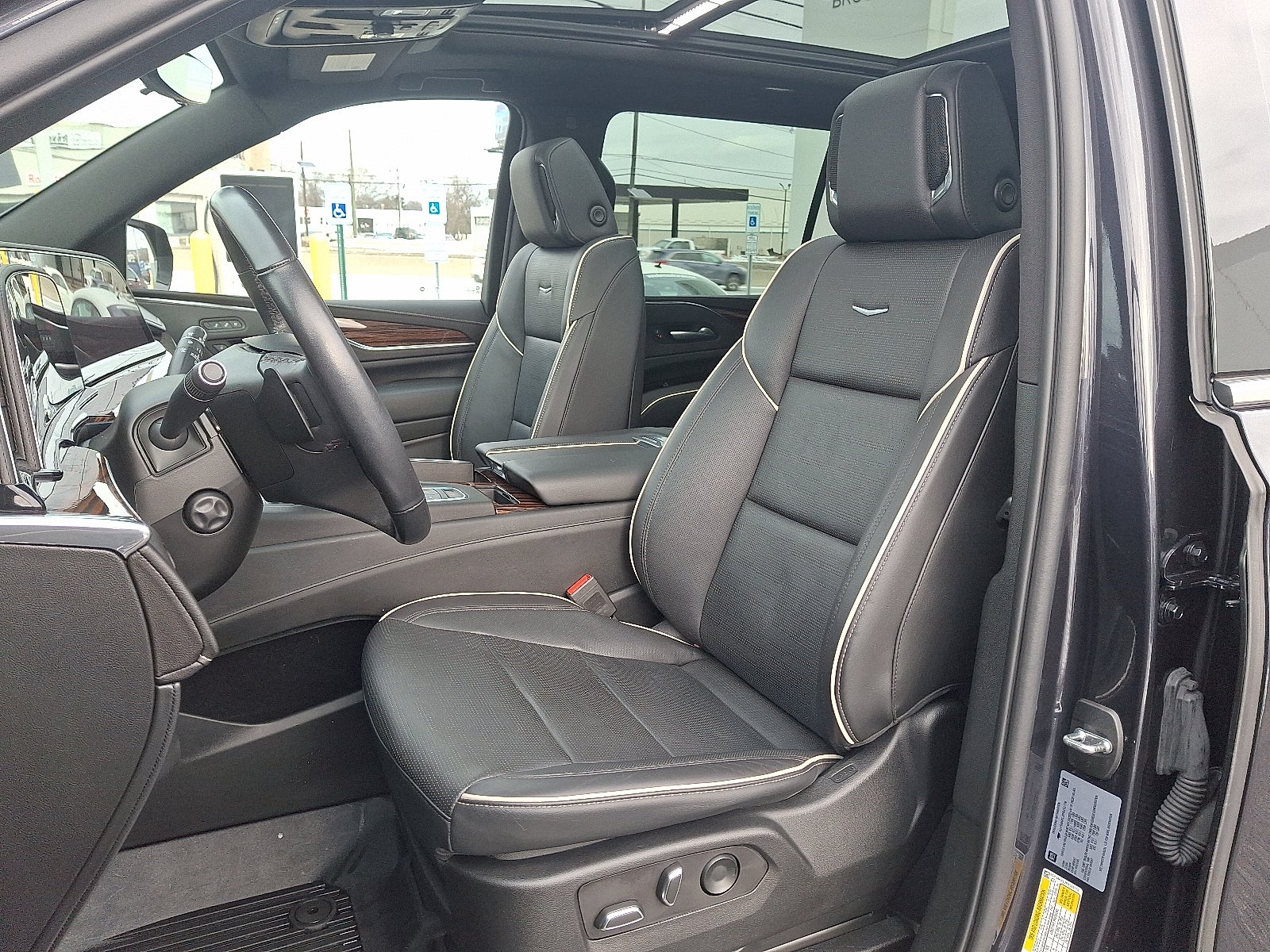 2023 Cadillac Escalade ESV Premium Luxury