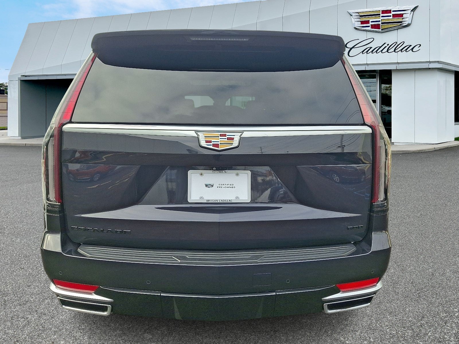2023 Cadillac Escalade ESV Premium Luxury