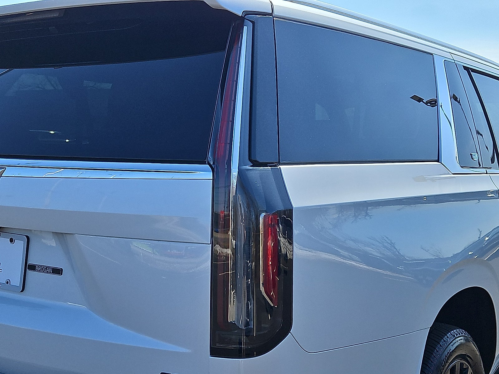 2022 Cadillac Escalade ESV Premium Luxury