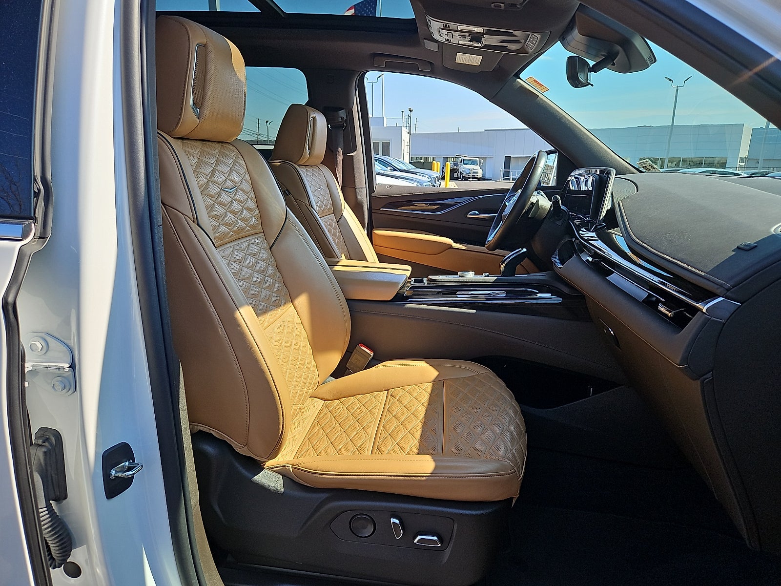 2022 Cadillac Escalade ESV Premium Luxury