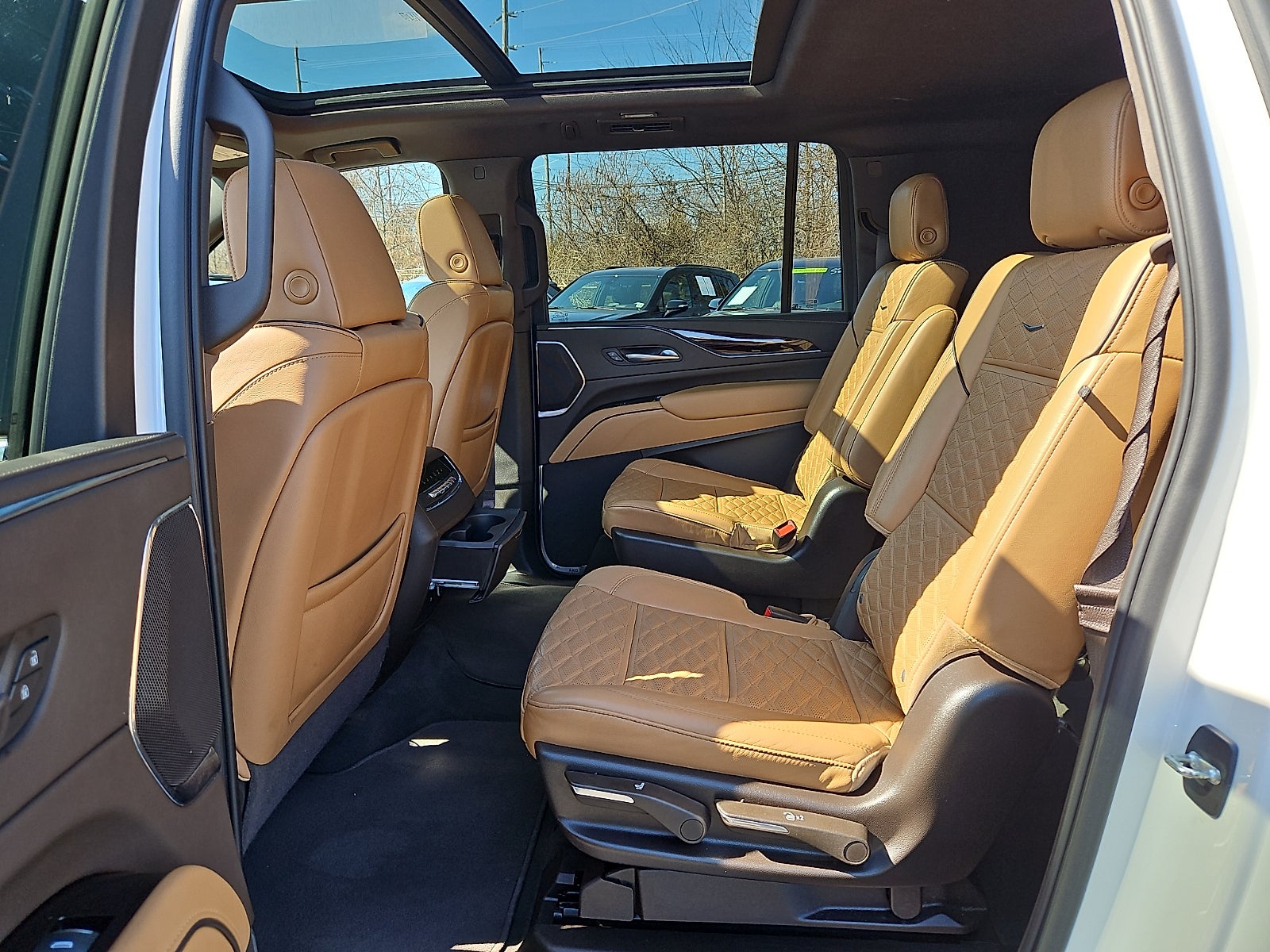 2022 Cadillac Escalade ESV Premium Luxury