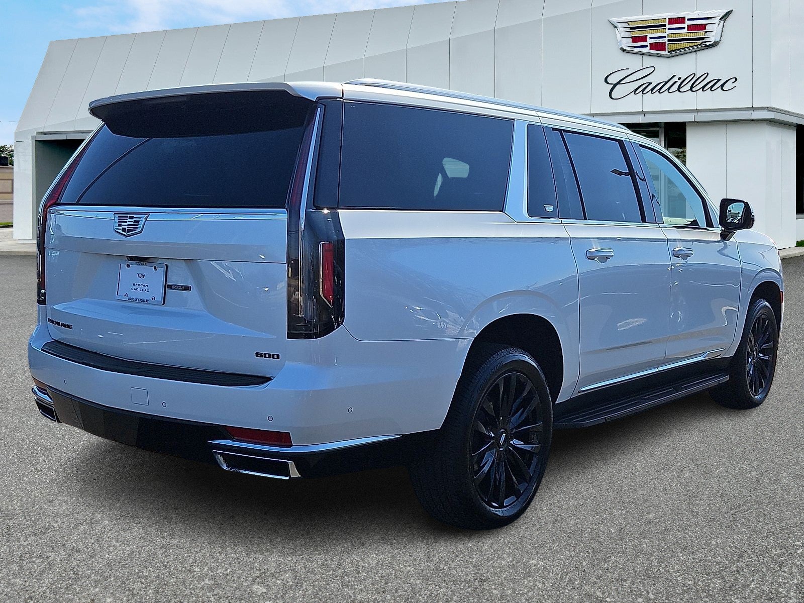 2022 Cadillac Escalade ESV Premium Luxury