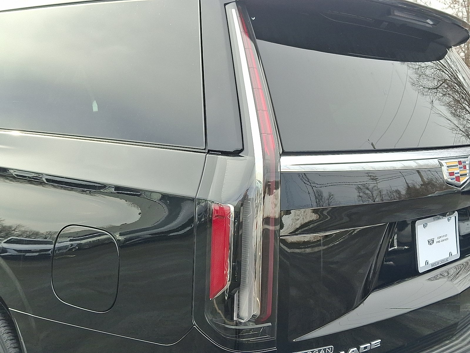 2024 Cadillac Escalade ESV Premium Luxury