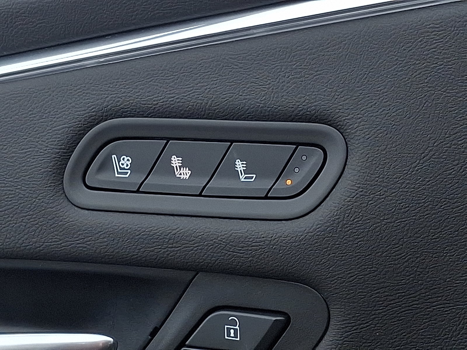 2024 Cadillac Escalade ESV Premium Luxury