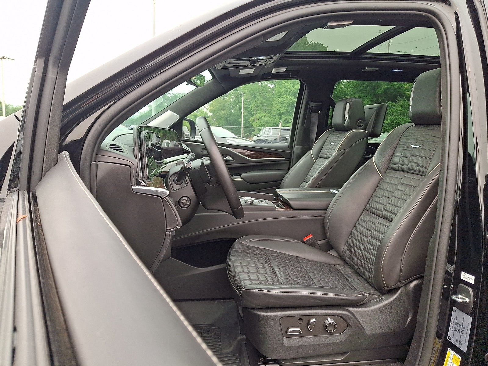 2023 Cadillac Escalade ESV Sport Platinum