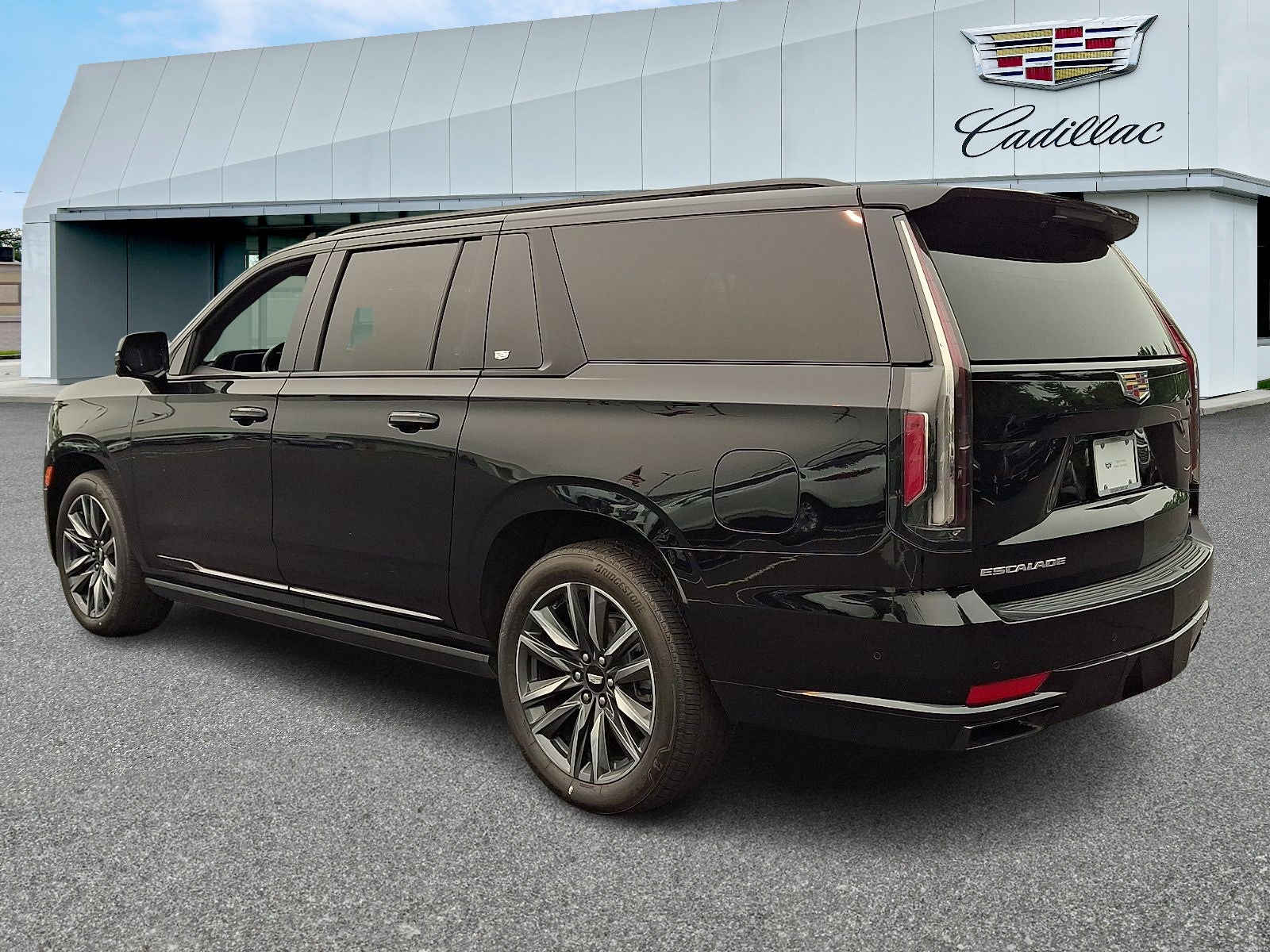 2023 Cadillac Escalade ESV Sport Platinum