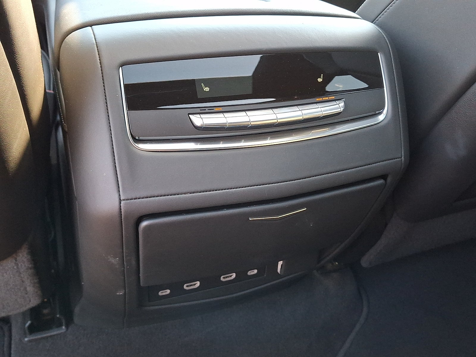 2024 Cadillac Escalade ESV Sport Platinum