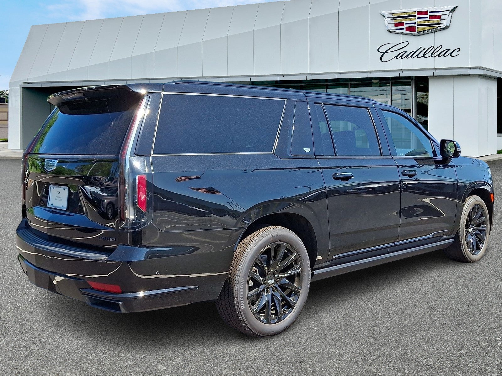 2024 Cadillac Escalade ESV Sport Platinum